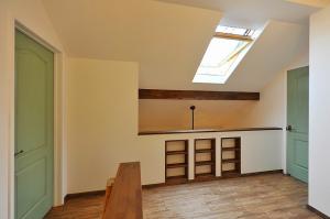 ファミリースペース
本棚