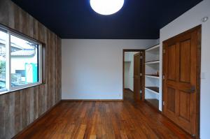 洋室２
ウォークインクローゼット