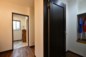 1階のウォークインから
脱衣室を見たところ